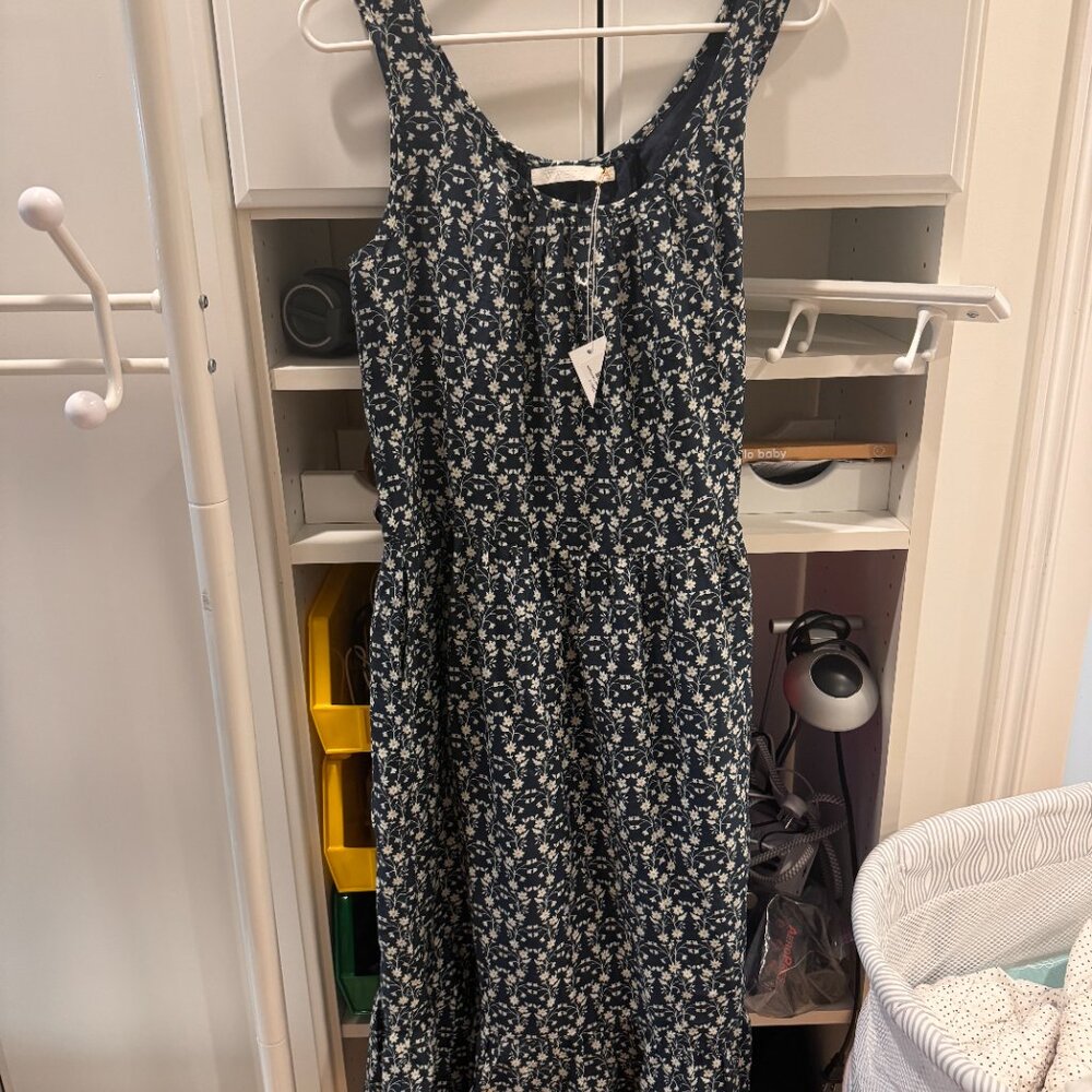 Brand New with tags Wyeth Floral Dress Size M